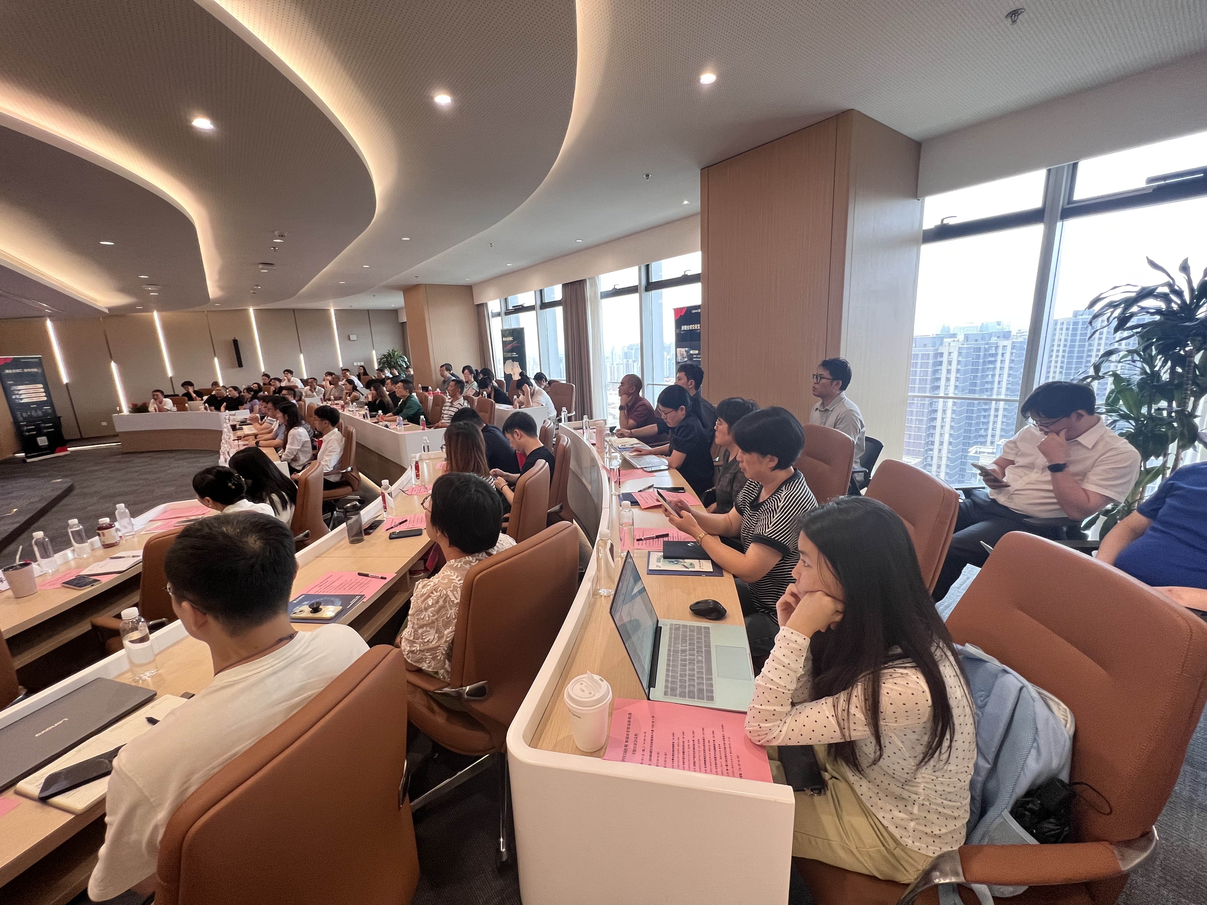 对非贸易培训会（2）.jpg